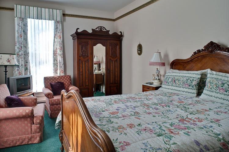 Amethyst Inn Victoria Bagian luar foto